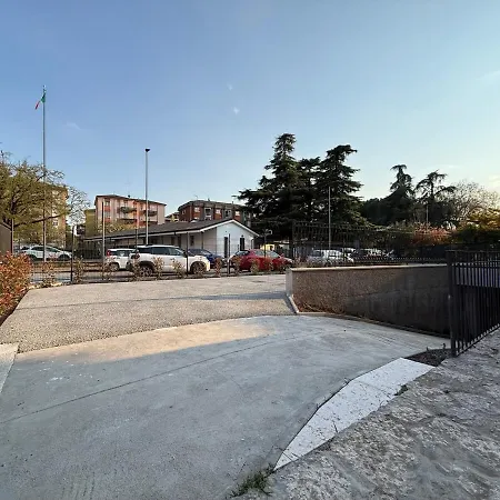 度假居 Budi - 3 Con Bagno Privato, Garage E 4 Posti Auto 维罗纳