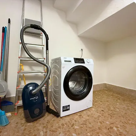 Villa Con 3 Suite, Giardino, Garage E Parcheggio Privato * Verona