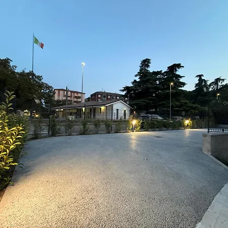 Hébergement de vacances Con 3 Suite, Giardino, Garage E Parcheggio Privato